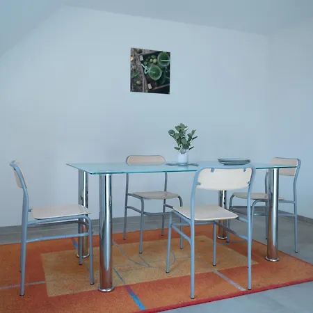 Monteuerunterkunft - Flexibel Und Modern!- Neu * Laichingen