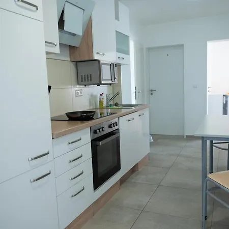 Monteuerunterkunft - Flexibel Und Modern!- Neu Apartment
