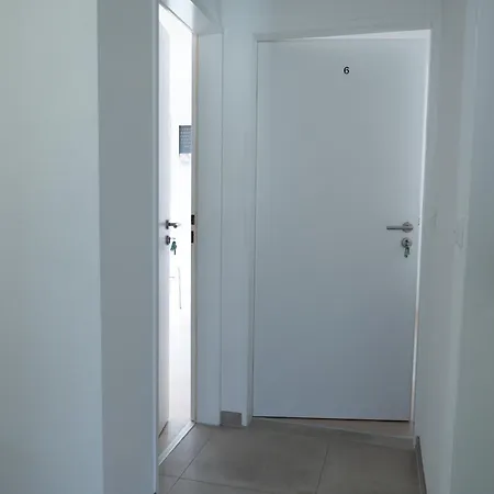 Monteuerunterkunft - Flexibel Und Modern!- Neu
