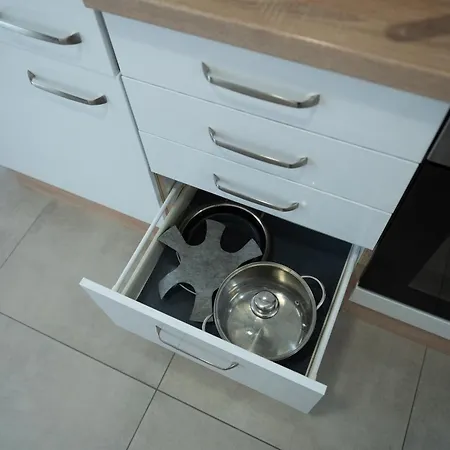 Monteuerunterkunft - Flexibel Und Modern Appartamento